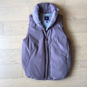 Gap Taupe Puffer Vest XS